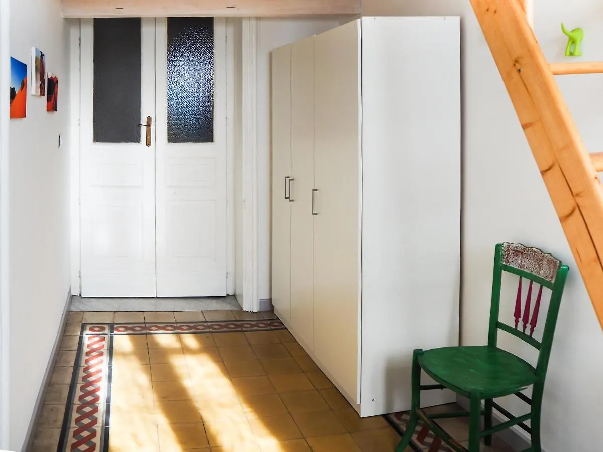 Apartment Dietro Il Castello Catania Italy